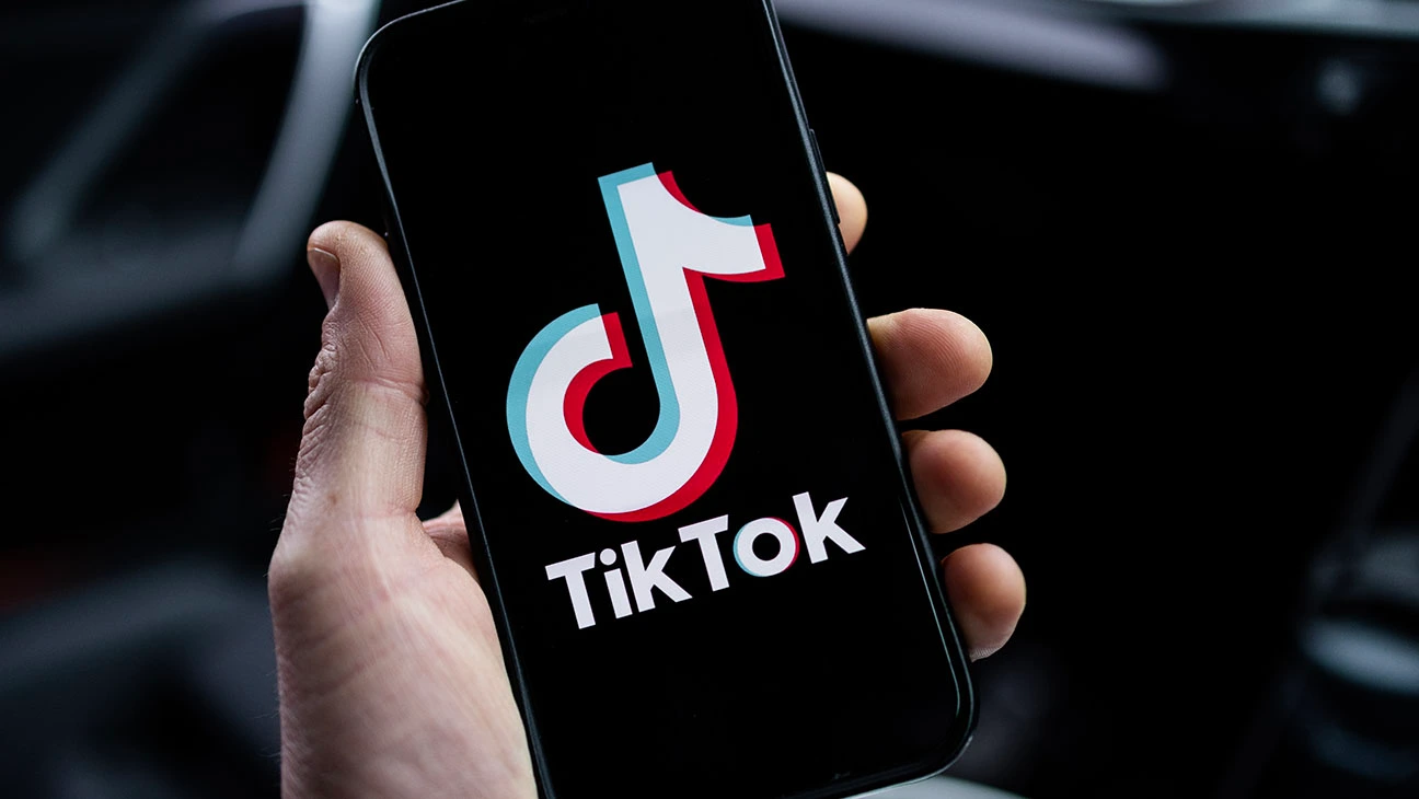TikTok Work From Home Jobs: Social Media Career Opportunities